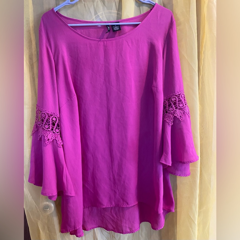 New Directions Woman 1x Fuchsia Blouse